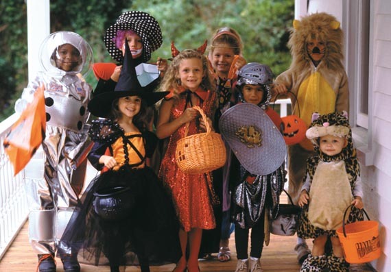 [Trick-or-treat-Orlando-735256.jpg]
