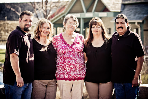 Family Photo shoot at Gardener Village Utah