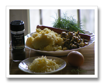 Articole culinare : Cosulete din spuma de cartofi cu ciuperci