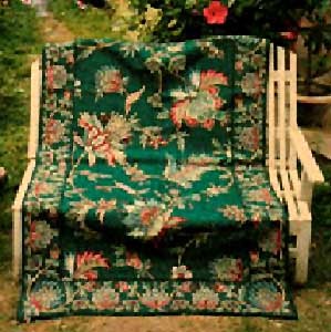 [flowerrugsmall_9393[2].jpg]