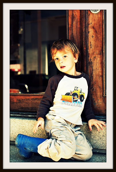 IMAGE: http://lh4.ggpht.com/_YnKXlWOhGOE/TMQbypQlNlI/AAAAAAAA8F8/hg1nP8xEId4/s600/IMG_6277.jpg