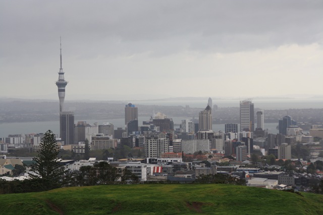 [Auckland63.jpg]