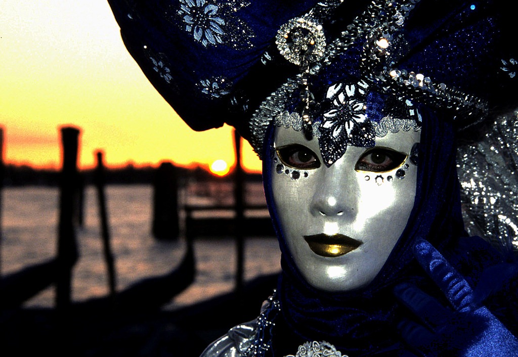 [Sunrise_Mask_-_Venice[9].jpg]