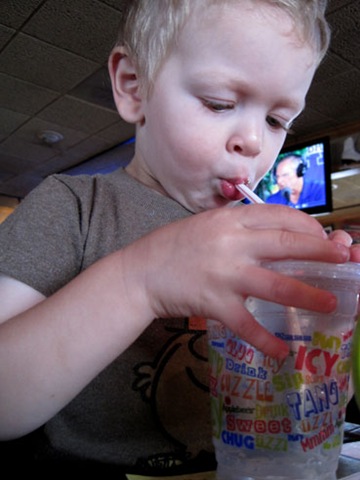 [mackapplebees[2].jpg]