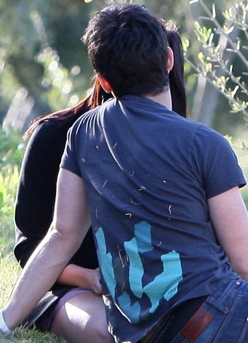 Antiguas Fotos Del Romance , Demi y Joe ( Poco Vistas ) BDLT-jemi-besandose-parque-2