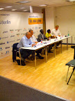 1. BIG 25 von Berlin 10.05.09 - Auf der Messe im Kudamm-Karree, in der Mittw: Kenias Laufstar Paul Tergat