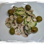 salata de ciuperci marinate si dovlecei (4).JPG