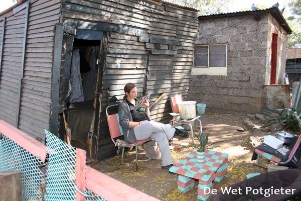 [AfrikanerPoor_Sonskynhoekie_RooiwalPowerStation_Pretoria_HelpingHandCharityNov2008[6].jpg]