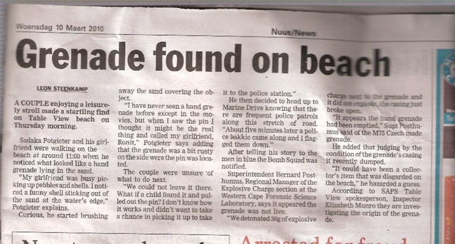 [Grenade found on beach in Cape Town mostly frequented by whites 10 March 2010[9].jpg]