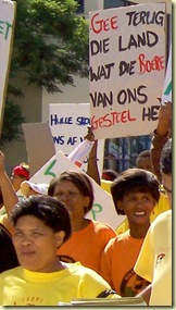 WomenOnFarmsProject_JonkershoekProtestAug2008