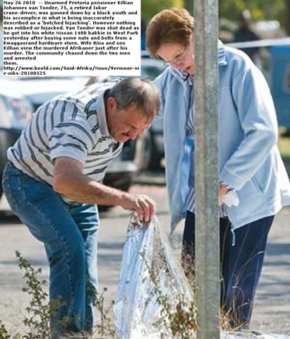 [Tonder Rina son Killian look at body of murdered Killian Johannes van Tonder 75 Beeld May262010[6].jpg]