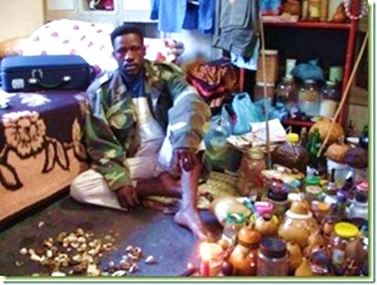 [Traditional Healer_Pretoria_Pharmacopia_AfricanCrisisJanLamprechtPermission.jpg]