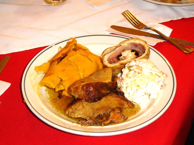 [plato navideño 2[4].jpg]