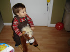 Romane me laisse faire un tour sur son petit cheval! woohoo! / Romane is letting me have a ride on her poney! w00t!