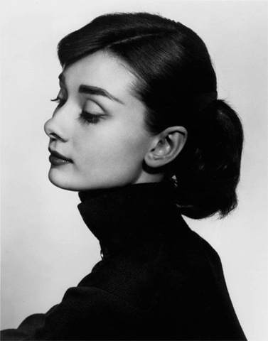 [Audrey Hepburn[3].jpg]