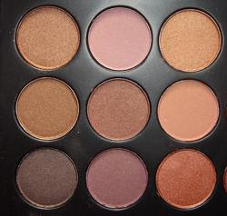 Zoeva palette 26 Eyeshadow & Blush (Chocolate / Berry)_blocco 1