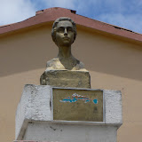 The statue of Isabella in the school grounds