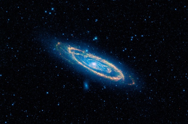 [andromeda_wise900[2].jpg]