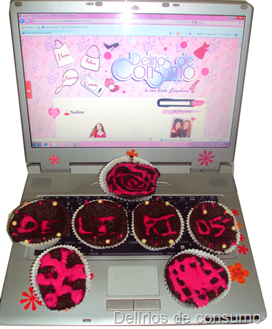 [cupcakes delírios pati[15].png]