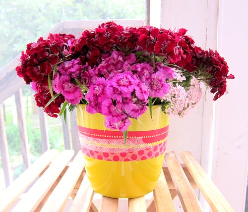 diy vases with paint and tape