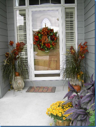Fall Entry and Wreath 001
