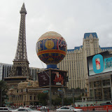 昼間の Paris LasVegas ホテル。