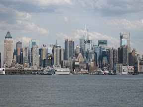Midtown of Manhattan from Port Imperial / Weehawken in New Jersey Midtown of Manhattan from Port Imperial / Weehawken in New Jersey
