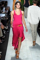 popup-desfile-mkors-nyspring2011rtw-142