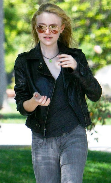 dakota-fanning-rebel (6).JPG