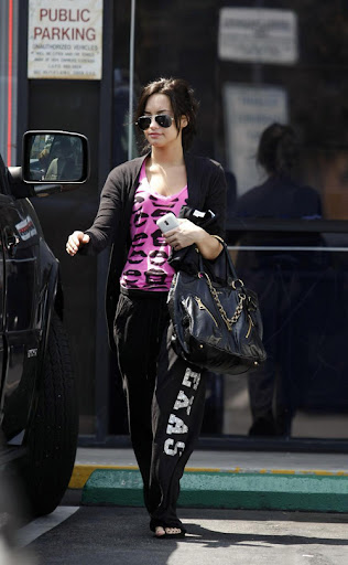 31270, LOS ANGELES, CALIFORNIA, Wednesday, May 27, 2009, ***EXCLUSIVE***Demi Lovato leaves a two-hour session at a day spa in Los Angeles. Demi is currently starring in the show "Princess Protection Program". Photograph: Jones, Sharma, PacificCoastNews.com***FEE MUST BE AGREED PRIOR TO USAGE*** UK OFFICE: +44131557 7760/7761/7762 US OFFICE: + 1 310 261 9676