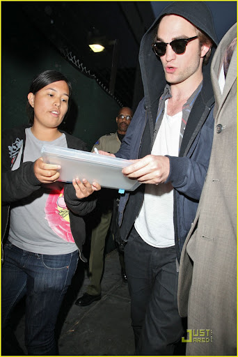 robert-pattinson-ready-mtv-10.jpg