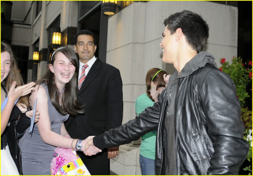 taylor-lautner-tour-toronto-02.jpg