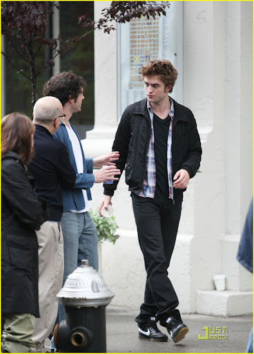 robert-pattinson-remember-me-set-02.jpg
