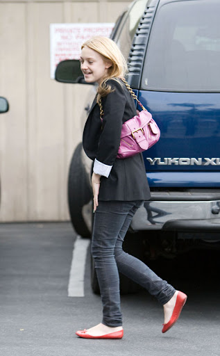dakota-fanning-6159-1.jpg