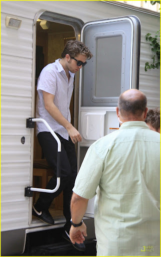 robert-pattinson-regis-high-school-06.jpg