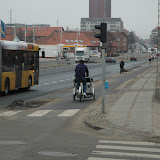 Rosensvangs Allé - I retningen ind mod byen møder cyklisterne indkørslen til tanken, lige efter de har passeret krydset. Der sker også uheld, forklarer Pablo Celis.
