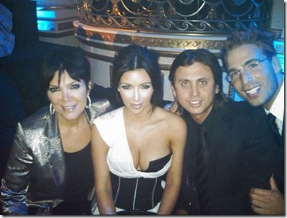 Fotos de Kim Kardashian tiradas de seu twitter (7)