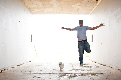 Super-dan and Hover-dog come in for landing.