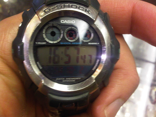 digital watch display fading