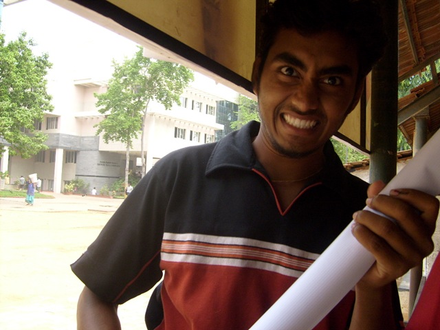 [S63000102.jpg]