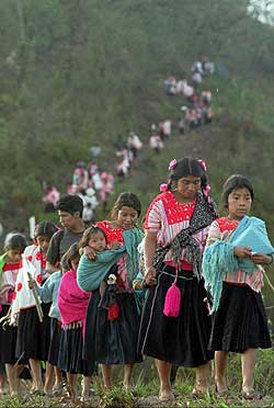 http://lh4.ggpht.com/__ZItfc-xT4M/S1SjTbHagSI/AAAAAAAAAv4/IgfxEcF9goI/Intolerancia_RELIGIOSA%20Chiapas.jpg