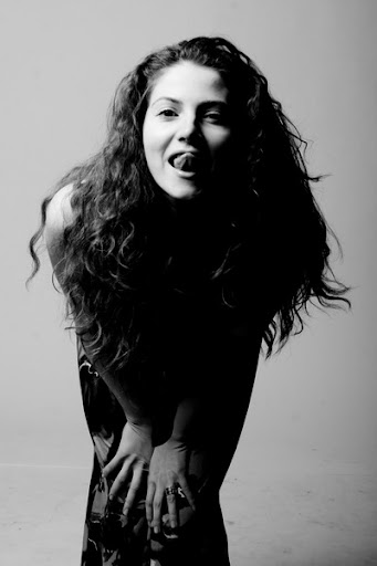 http://lh4.ggpht.com/__dc05mw4yLI/Sckgg93_h3I/AAAAAAAAC84/l5wgP7aIWpo/s512/_MG_0337_resize2.jpg