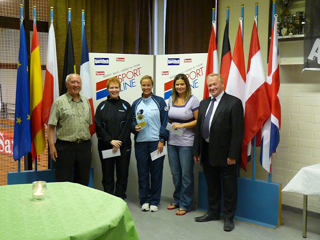 2009 Laureaten Dames A: 1. Opdenkamp Karen, 2. Van den Berghe Anja & 3. Bene Gy�rgyi