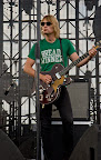 forecastle2010_cake2_festivalfamily.jpg