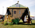 forecastle2010_rainwater_festivalfamily.jpg