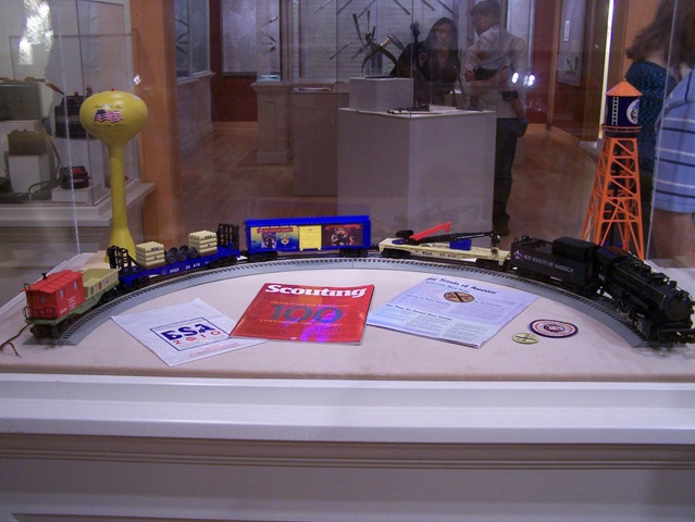 [Trains 5[3].jpg]