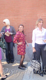 054