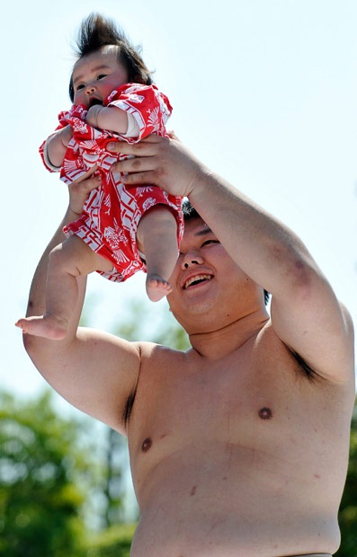 naki-sumo (18) naki-sumo (18)