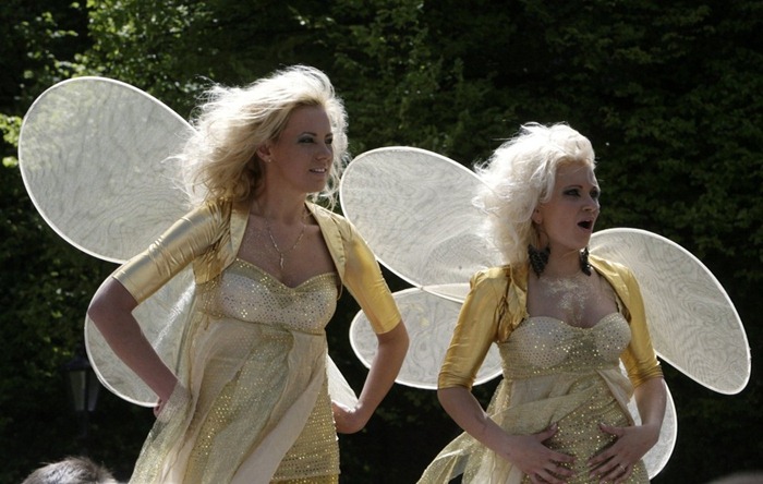 riga-blonde-parade (4) riga-blonde-parade (4)