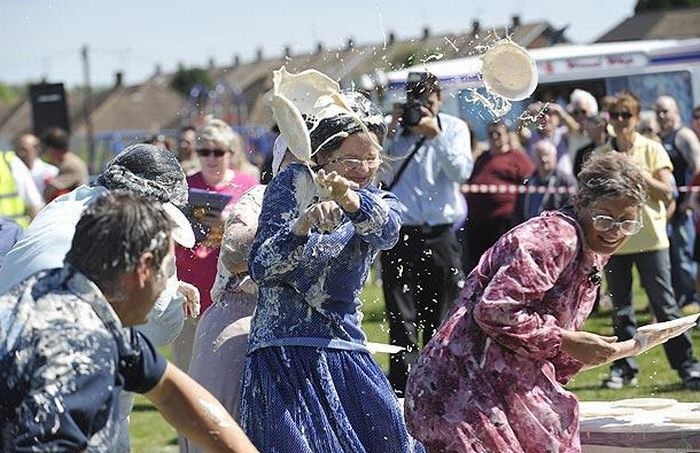 world_custard_pie_championship_01